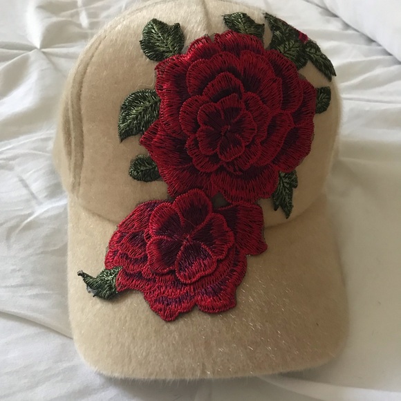 Brand new trendy floral design cap. - Picture 5 of 6